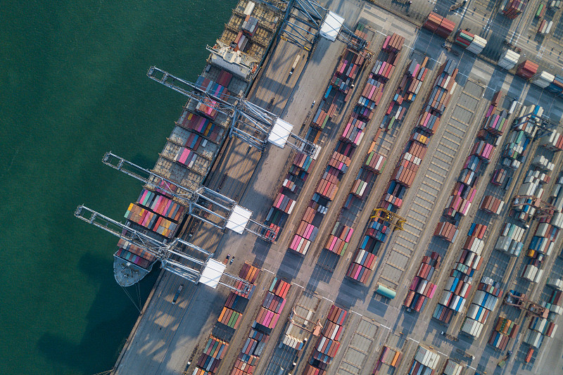 顺丰同城携手武汉公交,打造“公交+无人配送”模式 顺丰同城携手武汉公交,打造“公交+无人配送”模式