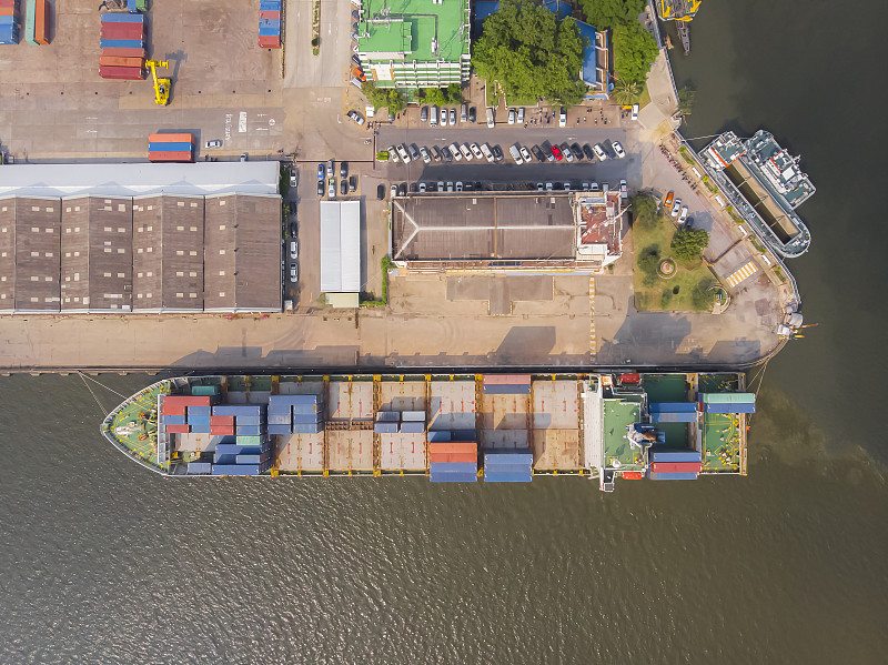 国际民航早报|美国从周五开始削减4%的国内航班;波音获阿斯塔纳航空15架787订单 国际民航早报|美国从周五开始削减4%的国内航班;波音获阿斯塔纳航空15架787订单