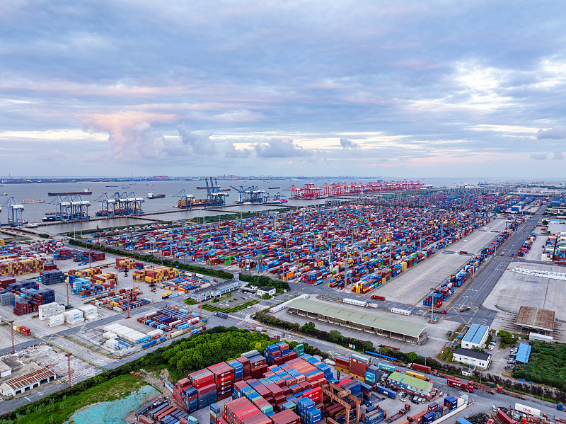 “瓶里有液体炸弹”　玩笑让飞机晚飞45分钟