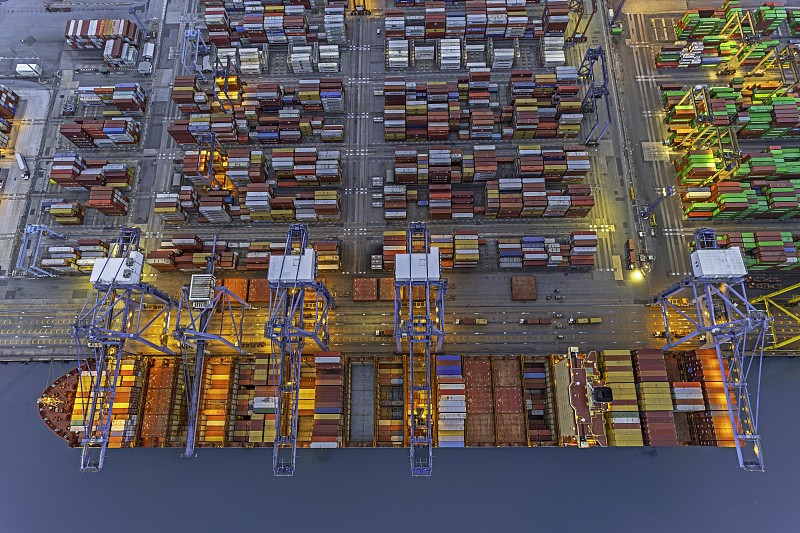 前10月快递业务量累计完成1626.8亿件,同比增长16.1% 前10月快递业务量累计完成1626.8亿件,同比增长16.1%