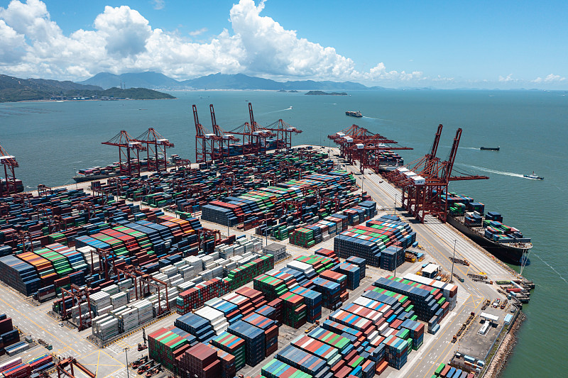 首批物流无人车在全运会持证上岗 首批物流无人车在全运会持证上岗