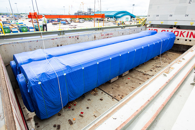 超大物流中心大火烧60小时,超千万件衣鞋被烧毁 超大物流中心大火烧60小时,超千万件衣鞋被烧毁