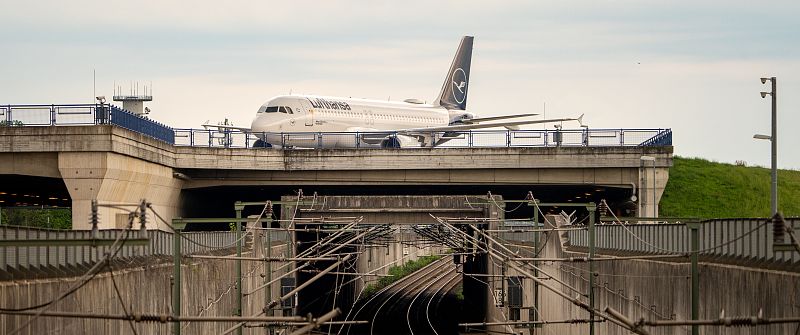 四川成都到泰国跨境拼箱空运