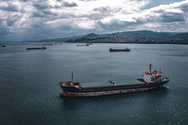 中国山东青岛到阿联酋超限货物运输跨境电子商务海运专线