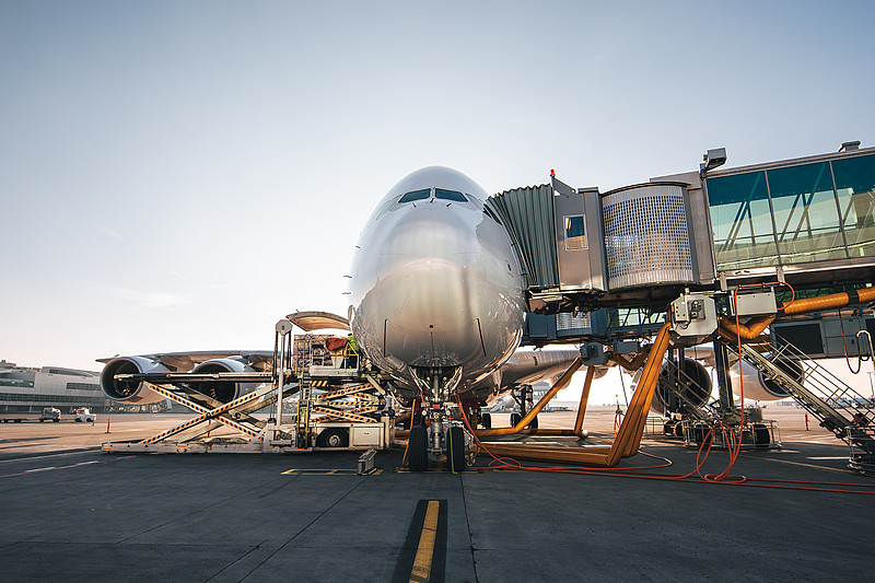 浙江义乌到英国跨境邮政空运