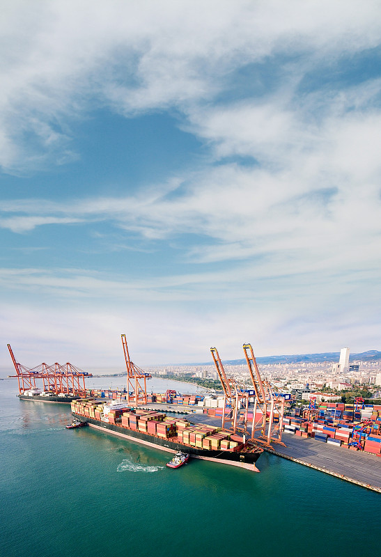 秘鲁萨拉韦里港口 秘鲁萨拉韦里港口