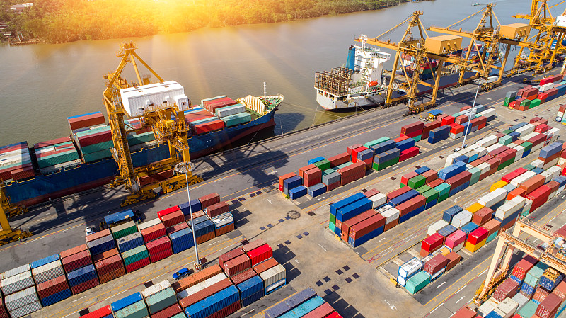 波兰希维诺乌伊希切港口 波兰希维诺乌伊希切港口