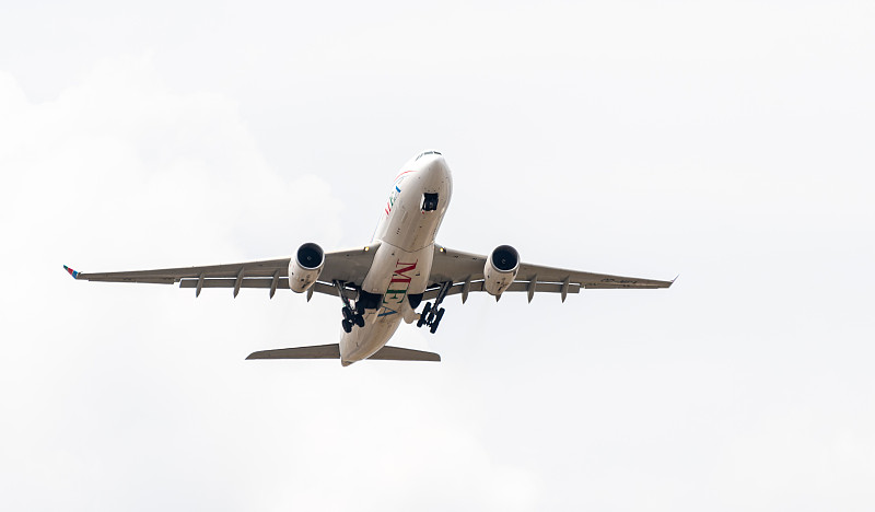 深圳到澳洲昂斯洛的五金工具使用国际航空货运11天内送达
