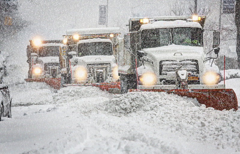 铝材借用中国南京门到门海运准时送达澳洲黑德兰港