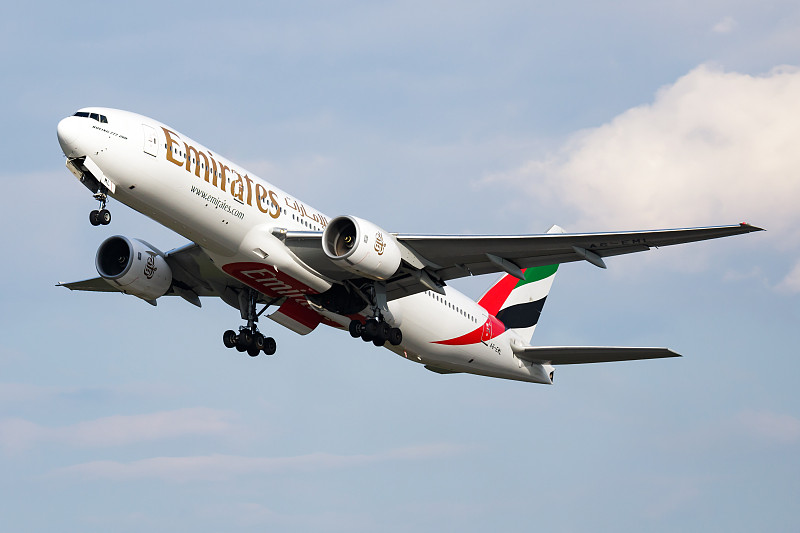 运动鞋采用中国广州国际多式联运运输到堪培拉