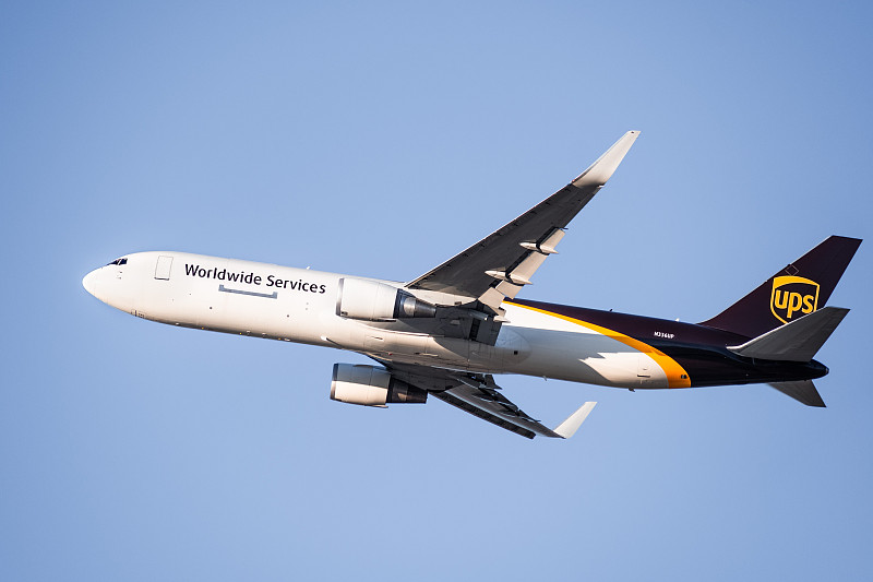 网络适配器采纳中山拼货空运速递到澳洲堪培拉 网络适配器采纳中山拼货空运速递到澳洲堪培拉