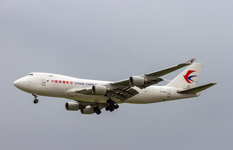 暖水袋通过中国厦门门到门空运配送到澳洲悉尼