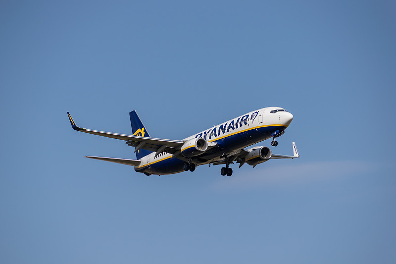 中国北京到澳大利亚伯尼的卫星组件采用航空货运7天内速递到