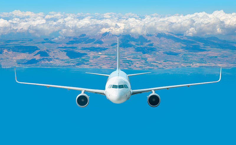 成都至澳洲珀斯(Perth)的扬州漆器首饰盒采用空运15天速递到