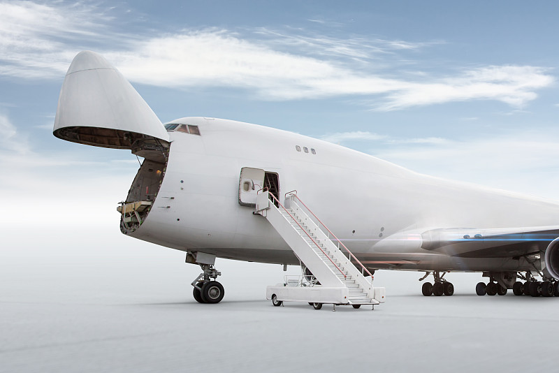 纺织材料通过中国大连港到港海运速递到吉朗