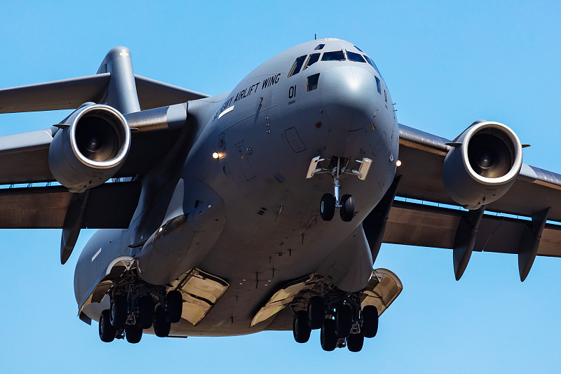 充电器运用中国鄂州空运派送配送到澳大利亚皮里港(PortPirie)