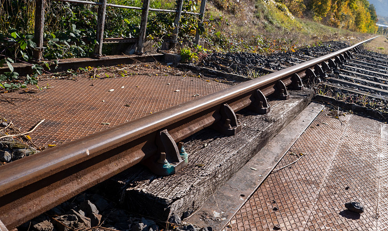 钢铁经深圳船运配达澳洲黑德兰港(PortHedland)