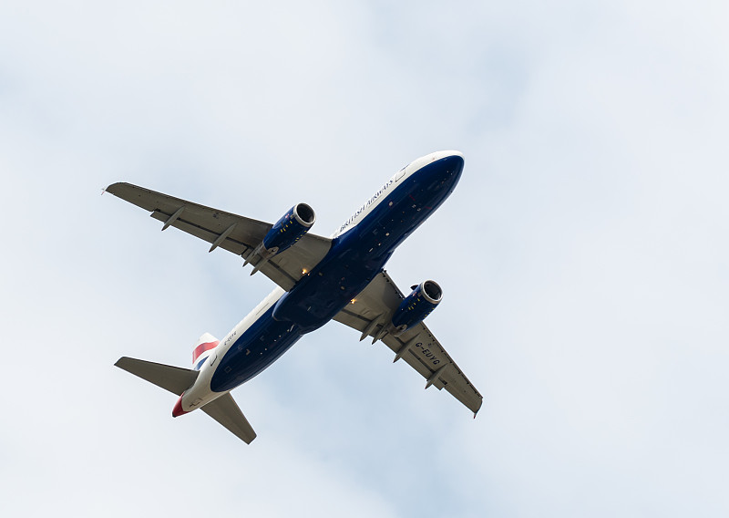 对讲机借助厦门空运快递送到珀斯 对讲机借助厦门空运快递送到珀斯