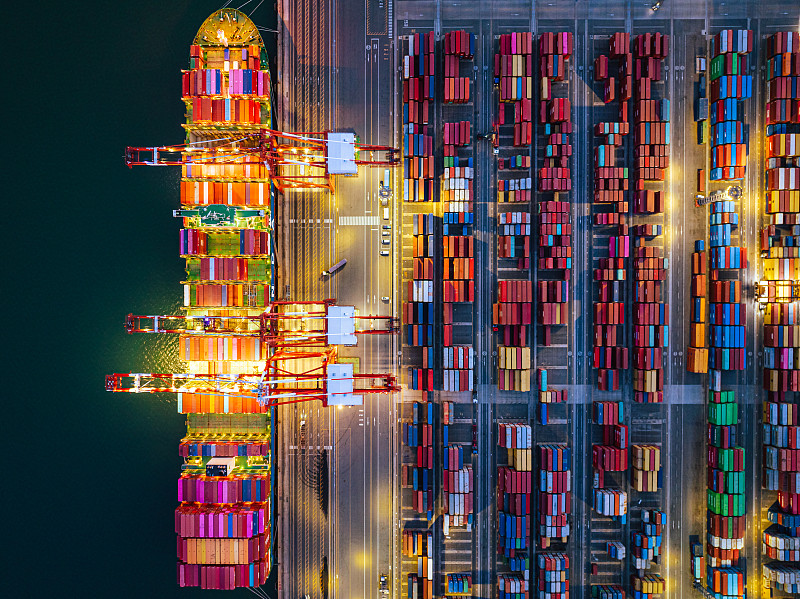 不锈钢方矩管借助中国青岛海上运输及时送达澳大利亚珀斯