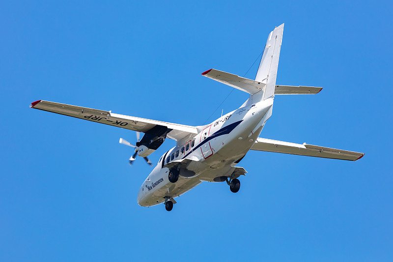 麦麸采用广州国际快递配送到澳洲肯布拉港