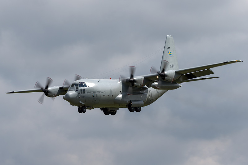 中国北京到澳大利亚兰瑟斯顿的成衣采用空运物流专线5天内送到 中国北京到澳大利亚兰瑟斯顿的成衣采用空运物流专线5天内送到