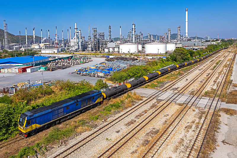 镀铝板选用中国广州国际海运配送到澳大利亚肯布拉港