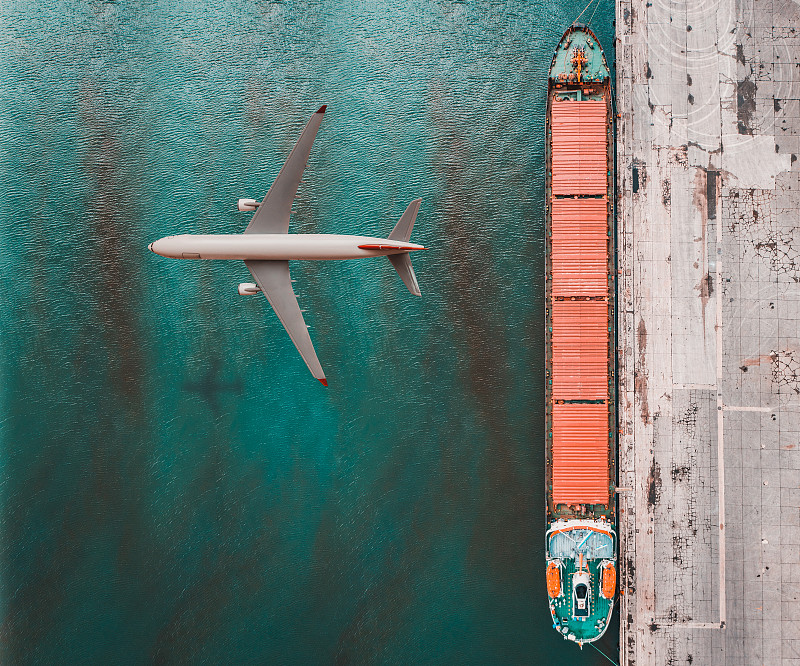中国深圳至澳大利亚阳光海岸的海底捞牛油火锅底料使用空海联运6天速递到