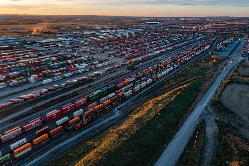 中国西安到澳大利亚悉尼的校园卡套采用跨境联运14天速递到 中国西安到澳大利亚悉尼的校园卡套采用跨境联运14天速递到