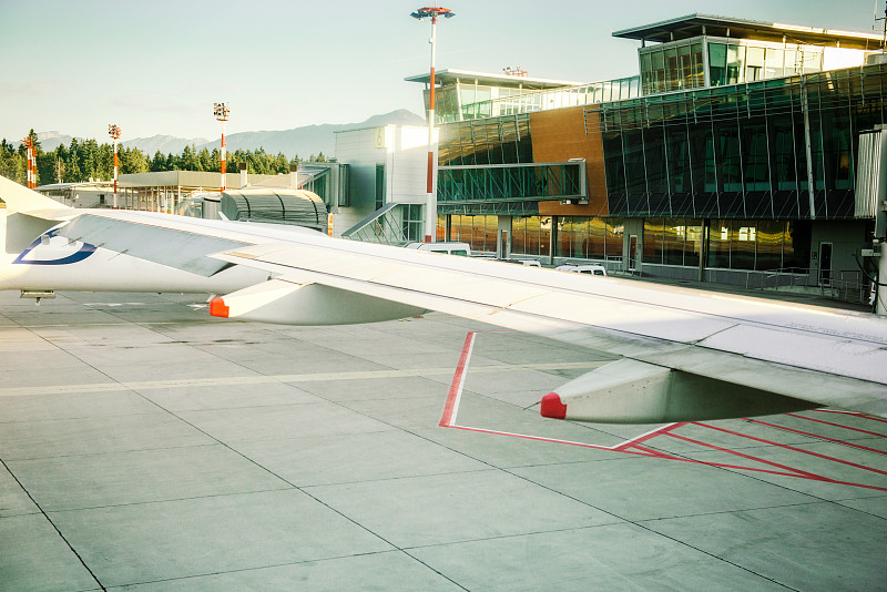 上海聚乙烯/聚丙烯使用国际空运专线13天内速递到澳洲珀斯(Perth)