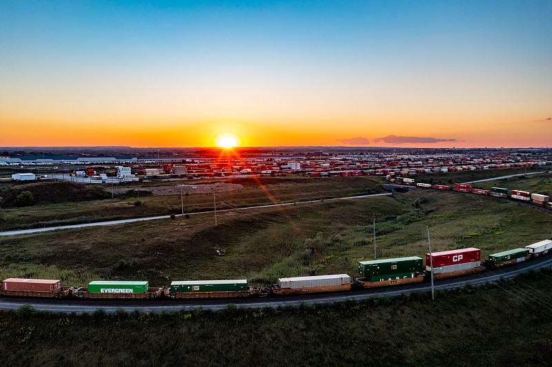 富贵竹水养瓶运用中国北京航空货运送达澳洲麦凯(Mackay)