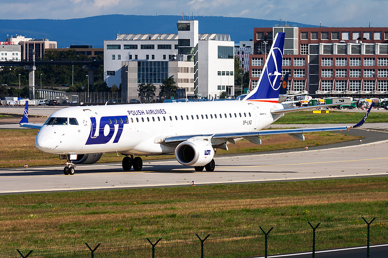 工业机器人北京国际快递送达阿什伯顿