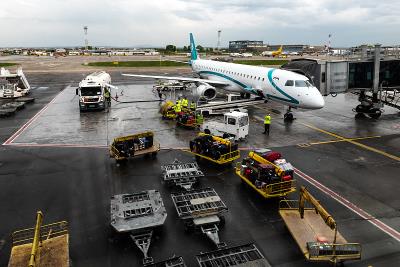 儿童床经过香港轮船运输递送到波特兰