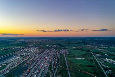 中国东莞云南白药膏药贴采用国际海空联运6天送到澳大利亚丹皮尔(Dampier)