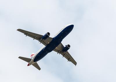 对讲机借助厦门空运快递送到珀斯