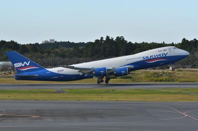 上海至澳大利亚兰瑟斯顿(Launceston)的达利园小面包使用空运快递7天送到