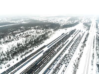 合成纤维面料运用东莞港到港海运准时送达澳大利亚黄金海岸