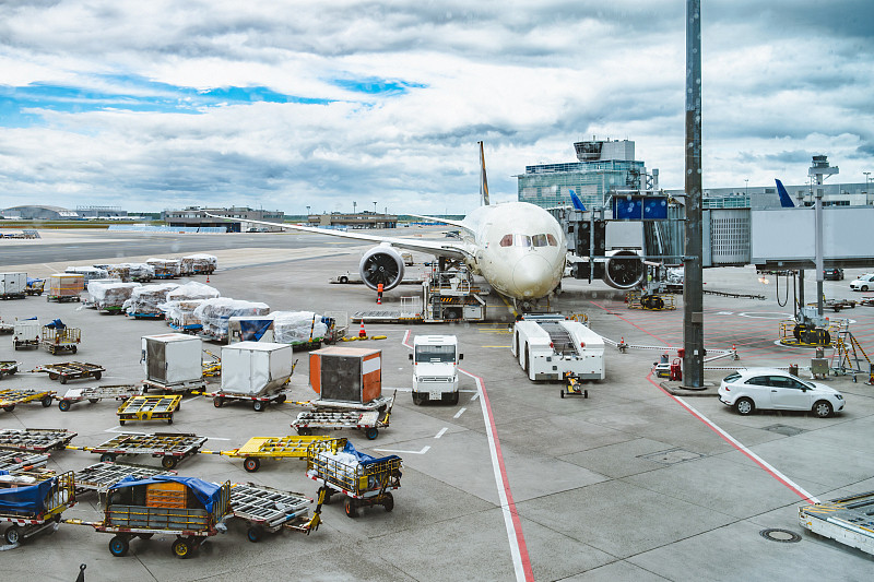 亚马逊市场性价比优化策略：采购与物流平替及淘汰无效功能