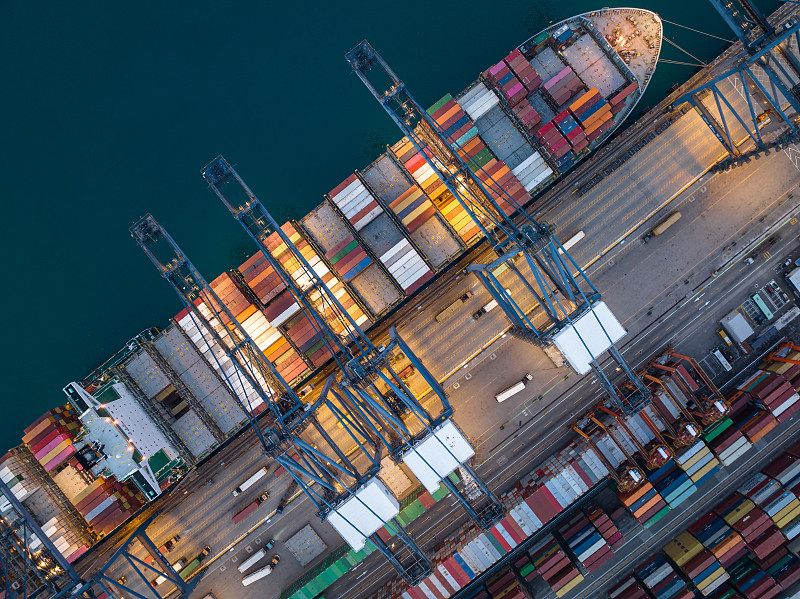 寄国际快递除了运费外还会产生哪些费用？