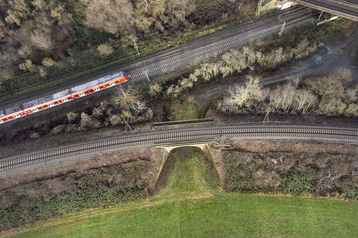深圳市联合物流发展有限公司 深圳市联合物流发展有限公司