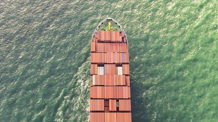 新疆生产建设兵团第十三师鹏征物流有限责任公司