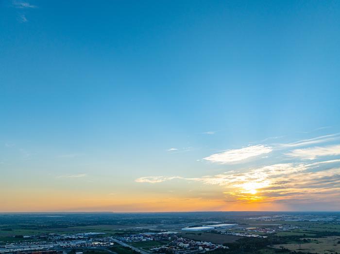 上海商鹤物流有限公司 上海商鹤物流有限公司