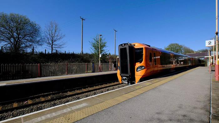 深圳市精鹰国际物流有限公司