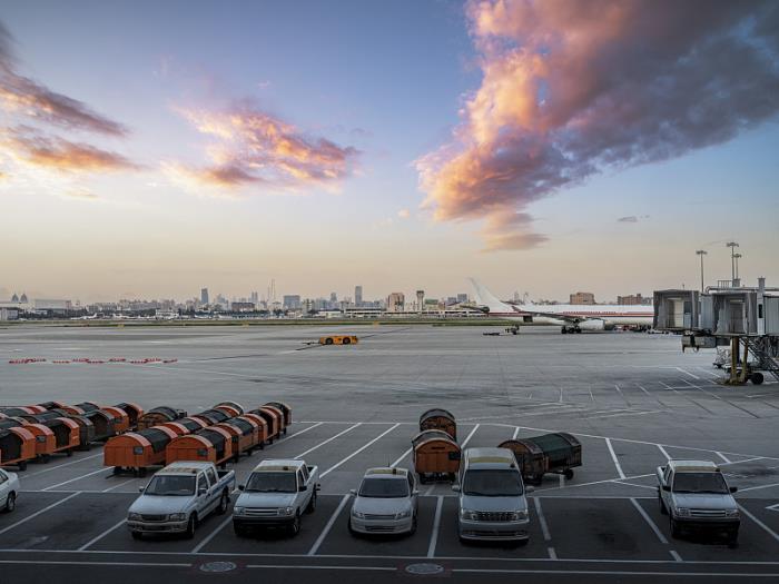 深圳市国龙盛世国际物流有限公司