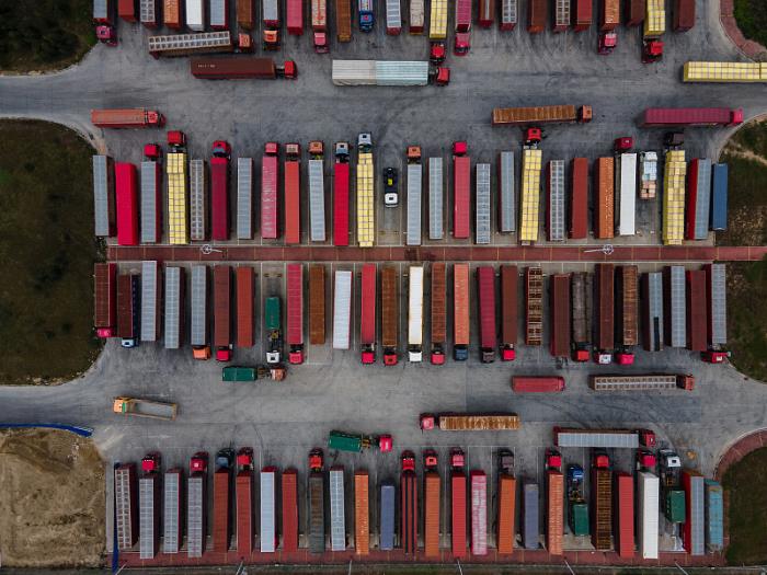 珠海普中物流发展有限公司