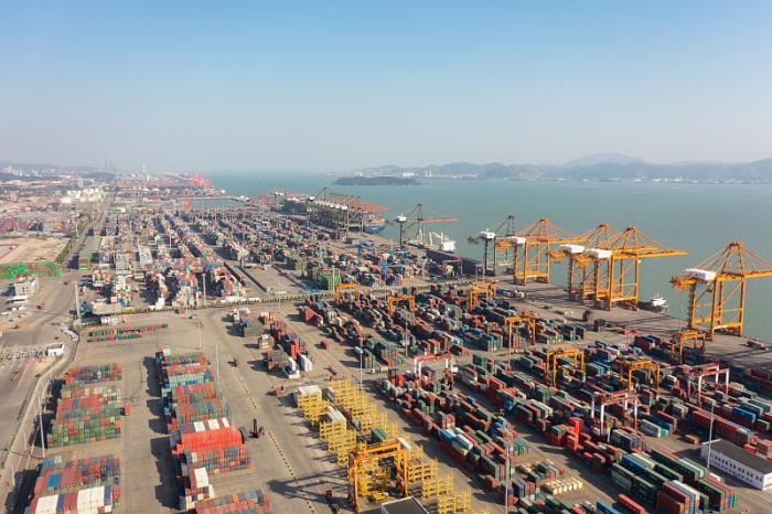 青岛瑞驰物流有限公司