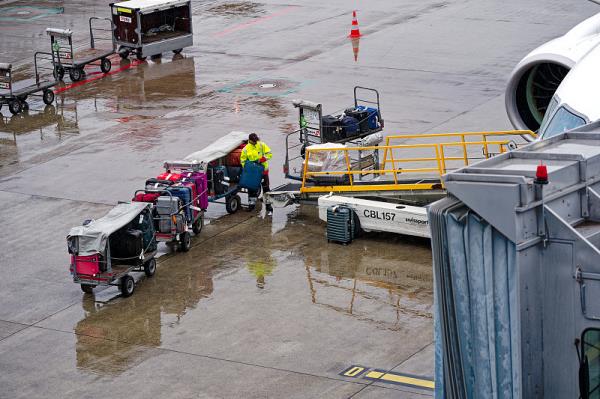 深圳市小涛物流有限公司