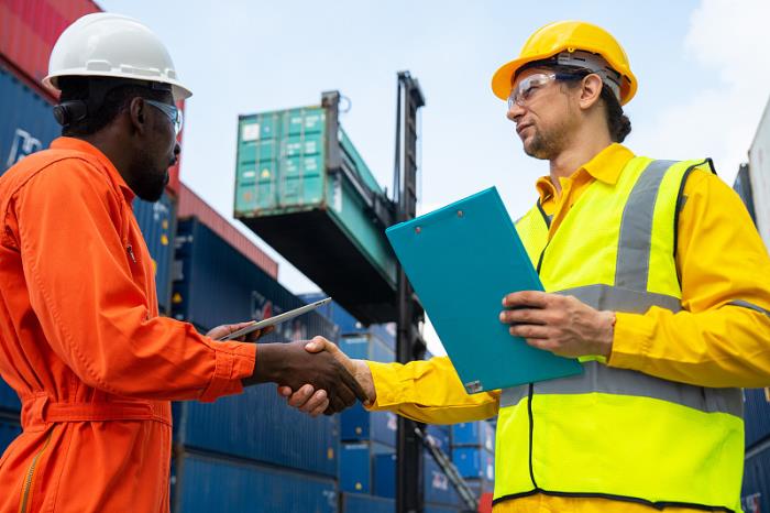 青岛新越翔国际物流有限公司