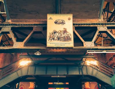 深圳市鑫正达物流有限公司