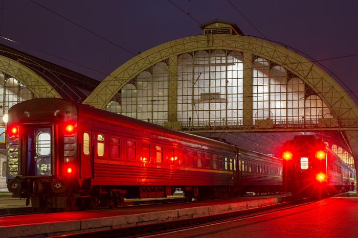 昆山峰百物流有限公司