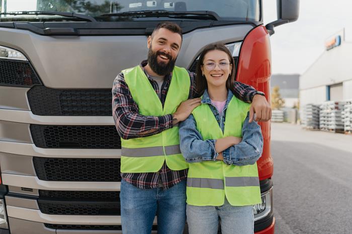 深圳市益通风行物流有限公司 深圳市益通风行物流有限公司
